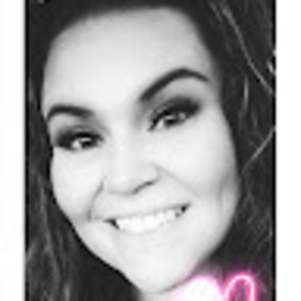 Meet your Posher, Stacy